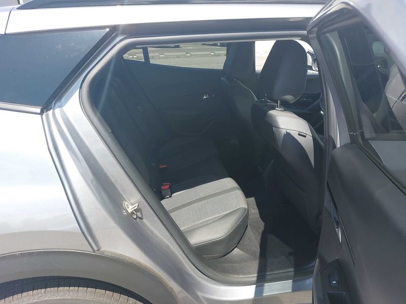 Peugeot 2008 1.2 PureTech Allure Pack — zdjęcie 14