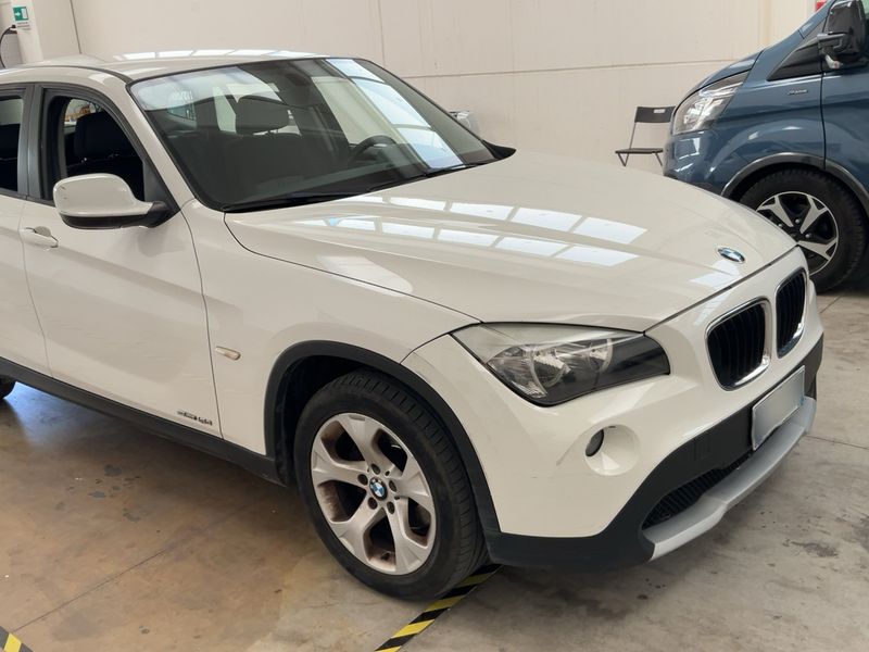 BMW X1 sDrive 18d — zdjęcie 8