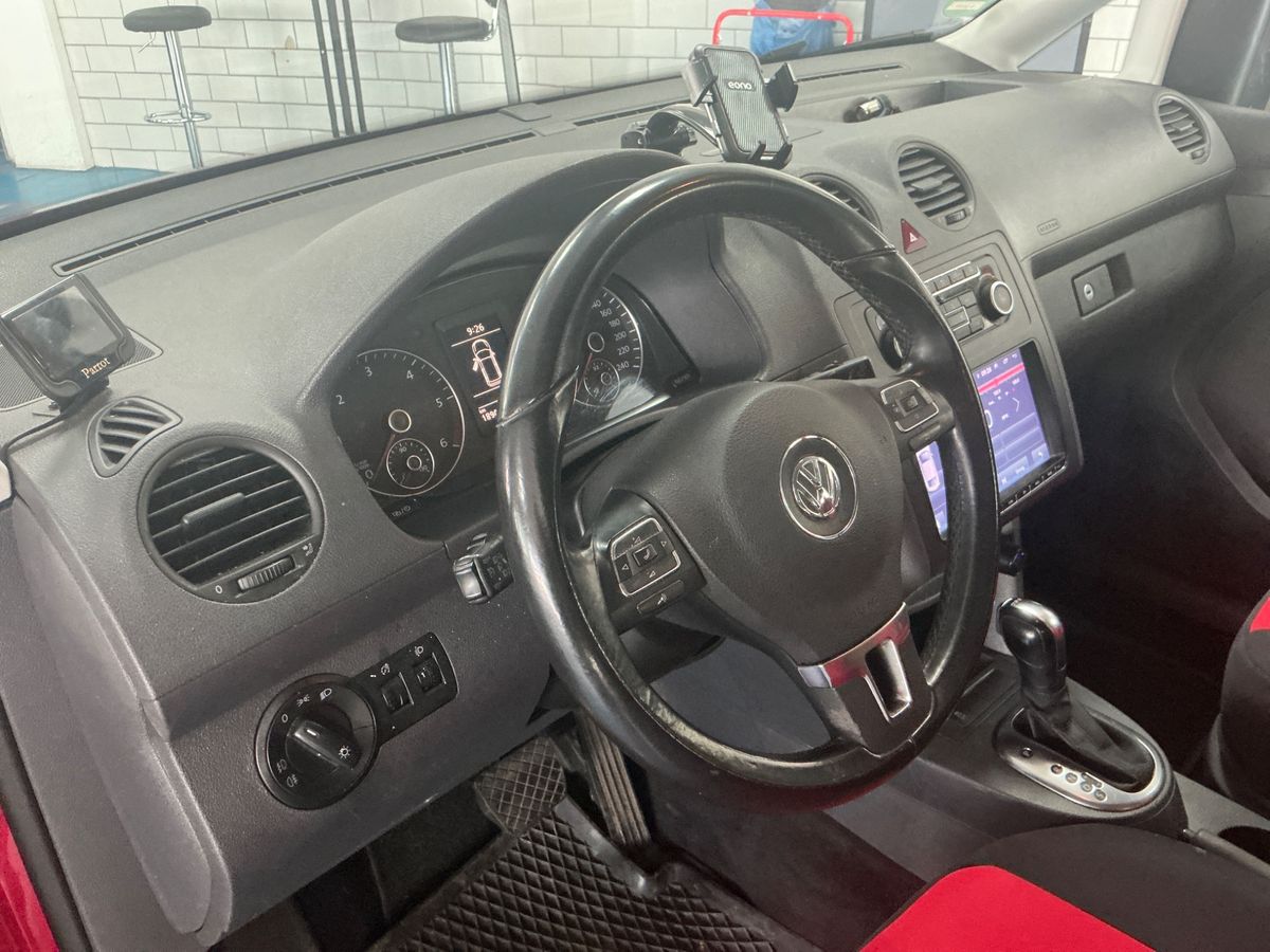 Volkswagen Caddy 2012 — photo 37