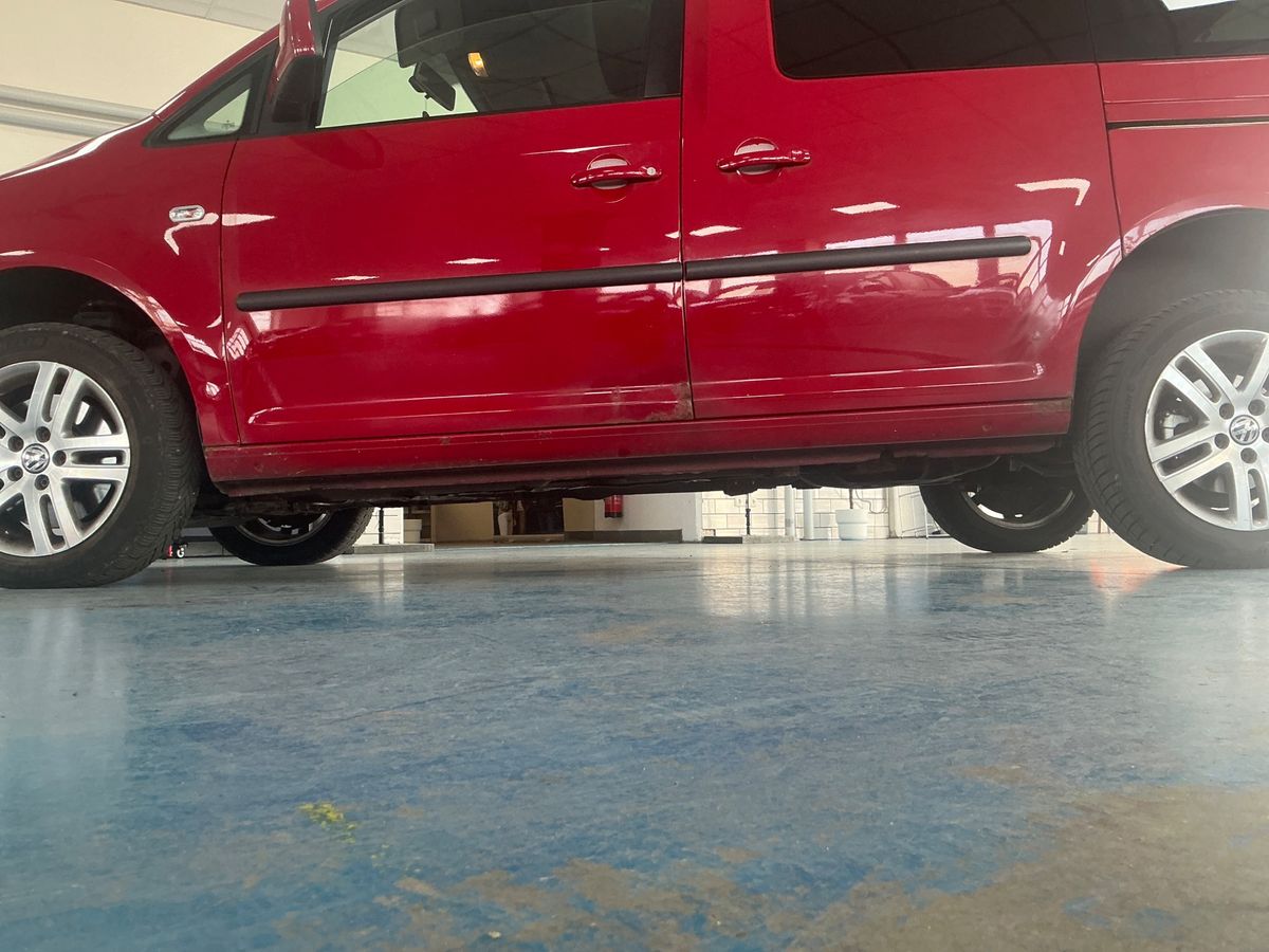 Volkswagen Caddy 2012 — photo 46