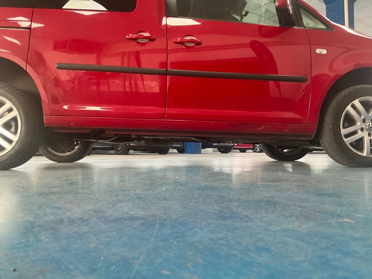 Volkswagen Caddy 2012 — photo 51