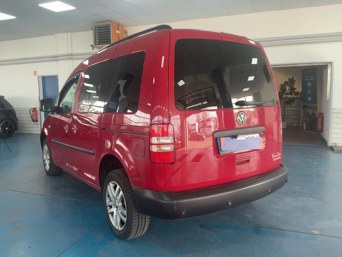 Volkswagen Caddy 2012 — photo 7