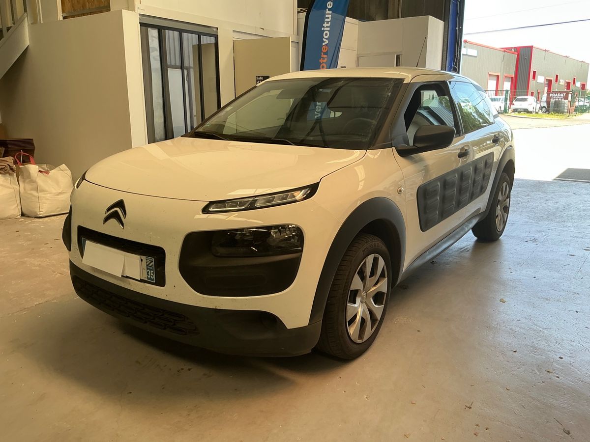 Citroen C4 2016 — photo 1