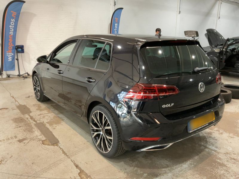 Volkswagen Golf VII 1.5 TSI ACT Sound — zdjęcie 3