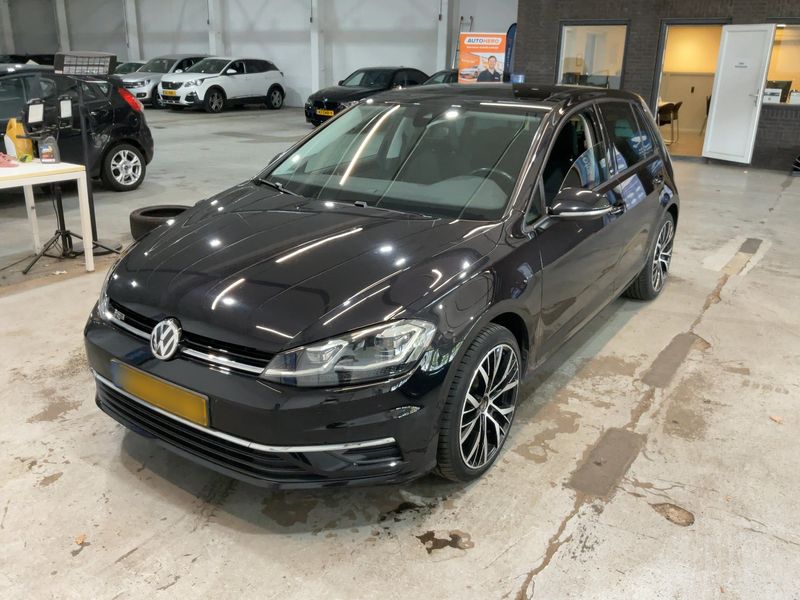 Volkswagen Golf VII 1.5 TSI ACT Sound
