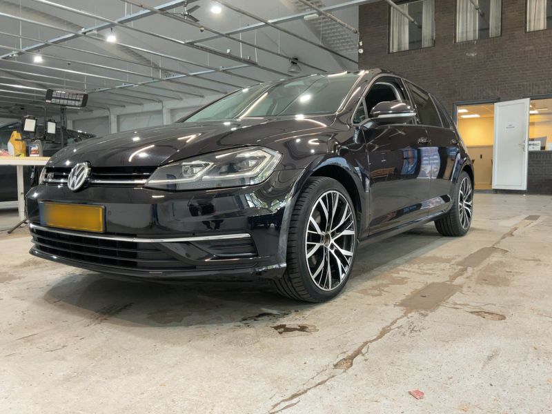 Volkswagen Golf VII 1.5 TSI ACT Sound — zdjęcie 2