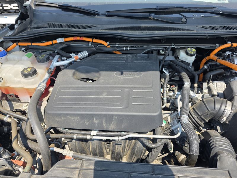 Ford Kuga 2.5 Plug-in Hybrid Titanium — zdjęcie 8