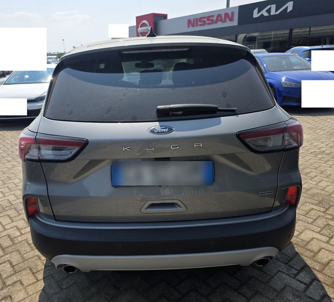 Ford Kuga 2.5 Plug-in Hybrid Titanium — zdjęcie 4