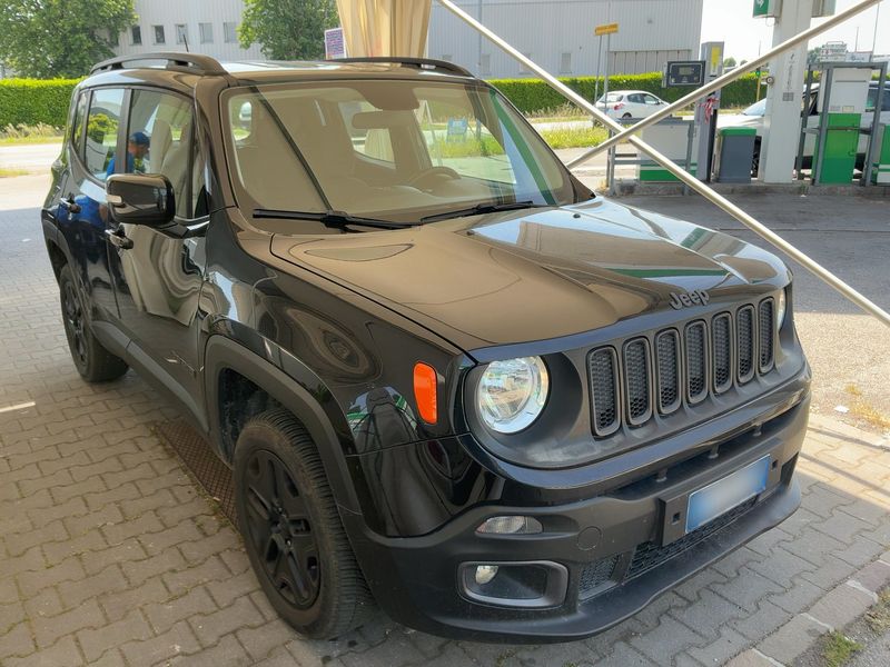 Jeep Renegade 2.0 M-Jet Night Eagle 4WD — zdjęcie 8
