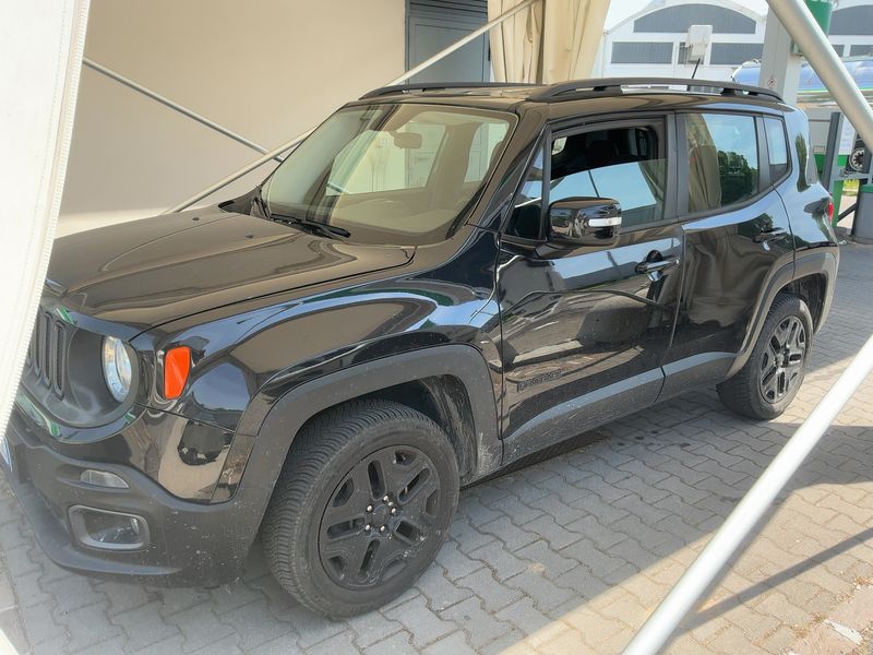 Jeep Renegade 2.0 M-Jet Night Eagle 4WD — zdjęcie 2