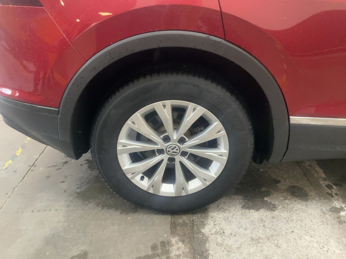 Volkswagen Tiguan 2017 — photo 10