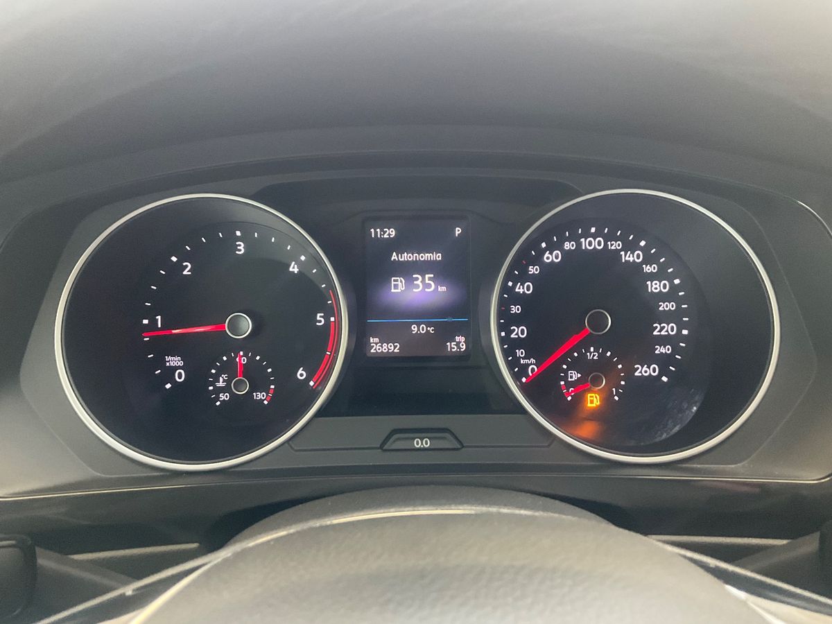 Volkswagen Tiguan 2017 — photo 18