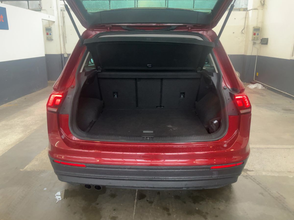 Volkswagen Tiguan 2017 — photo 15