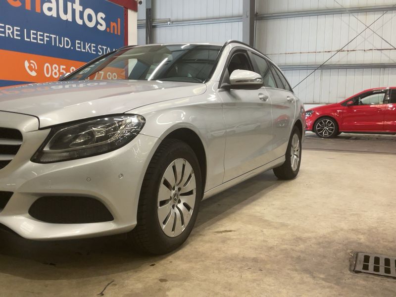 Mercedes-Benz C-Klasse C 180 d T BlueTEC 2017 – снимка 2