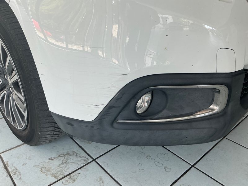 Peugeot 2008 1.6 e-HDi Active 2014 – снимка 27