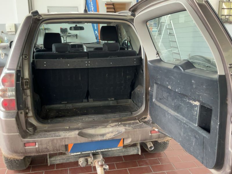 Suzuki Grand Vitara 1.9 DDiS Comfort — zdjęcie 10