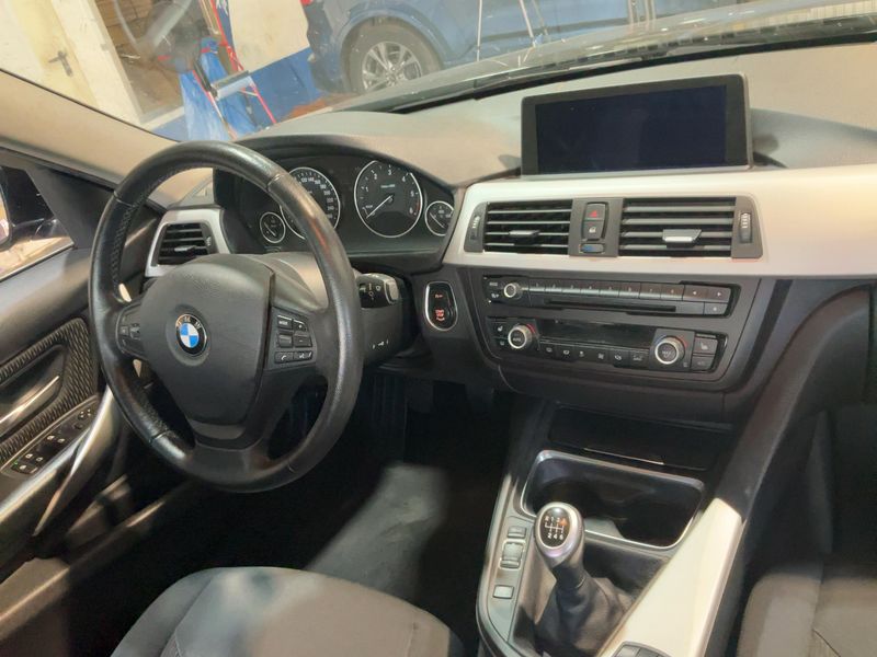 BMW 3er 320d 2012 – снимка 18