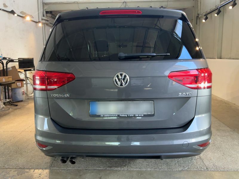 Volkswagen Touran 2.0 TDI Comfortline BlueMotion Tech — zdjęcie 5