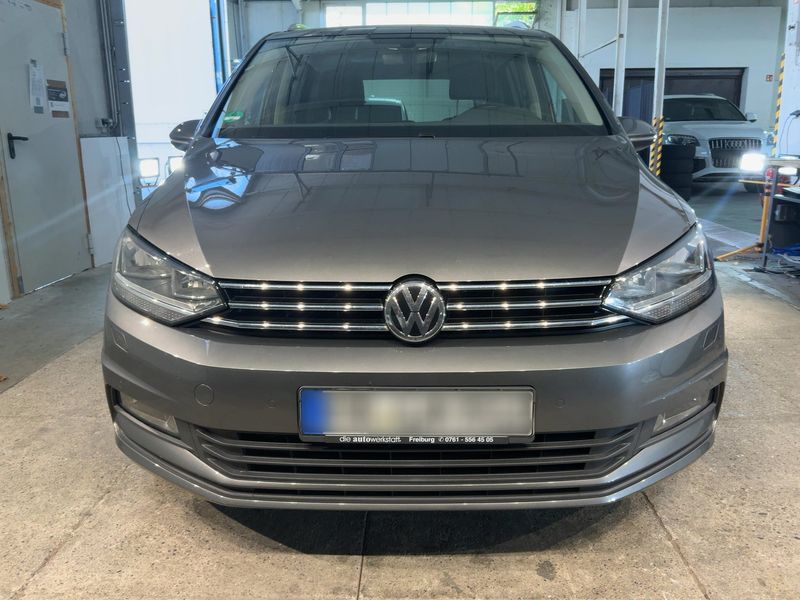 Volkswagen Touran 2.0 TDI Comfortline BlueMotion Tech — zdjęcie 9
