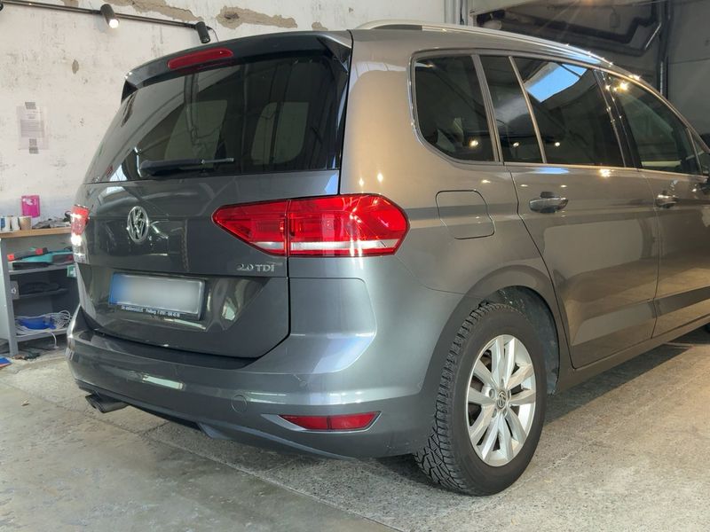 Volkswagen Touran 2.0 TDI Comfortline BlueMotion Tech — zdjęcie 6