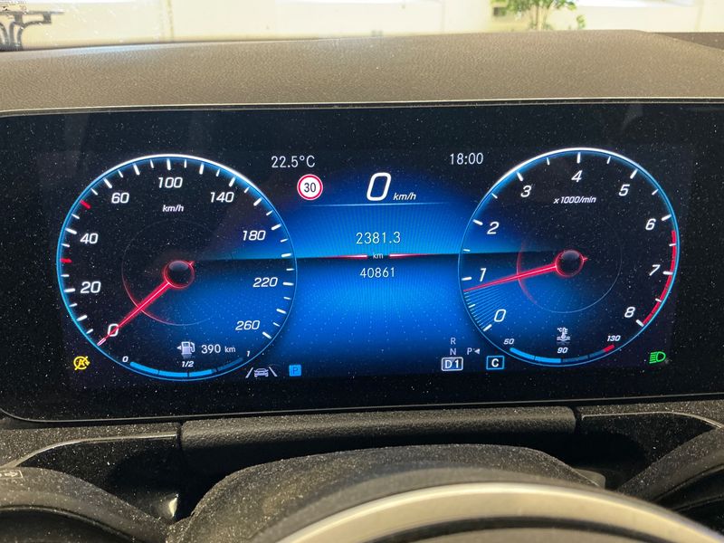 Mercedes-Benz B-Klasse B 200 Progressive — zdjęcie 13