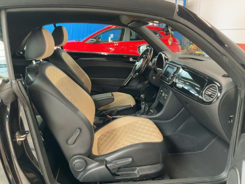 Volkswagen Beetle 1.2 TSI Exclusive Design BlueMotion Tech — zdjęcie 11