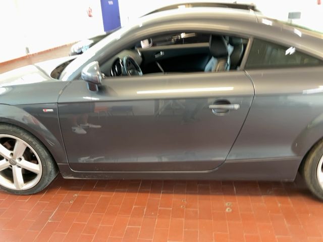 Audi TT 2.0 TFSI Coupe — zdjęcie 4