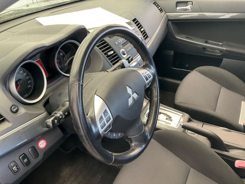 Mitsubishi Lancer 1.8 DOHC Intense 2009 – снимка 39