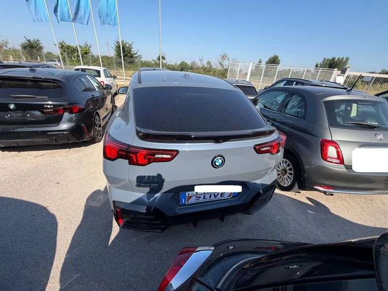BMW iX2 eDrive20 M Sport — zdjęcie 4