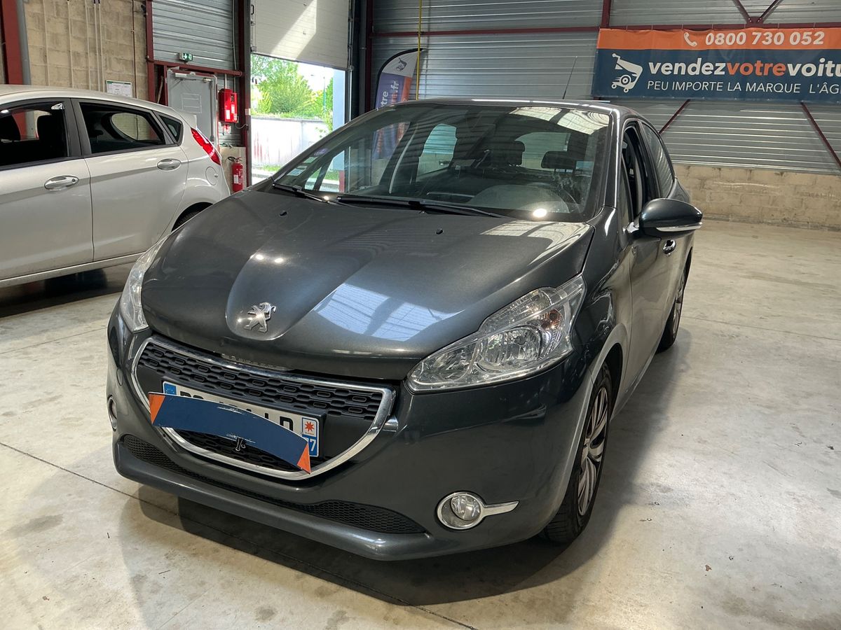 Peugeot 208 2014