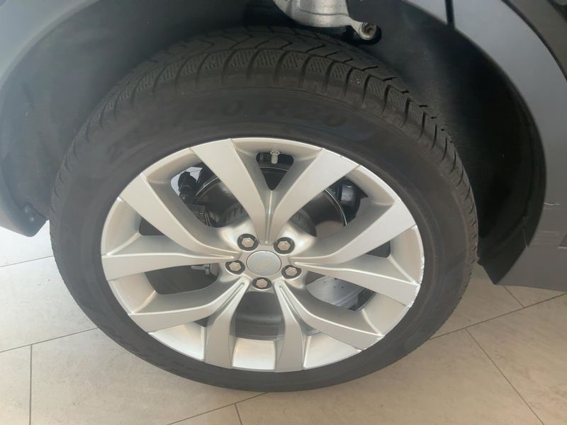 Land Rover Discovery Sport P200 SE AWD 2020 – снимка 9