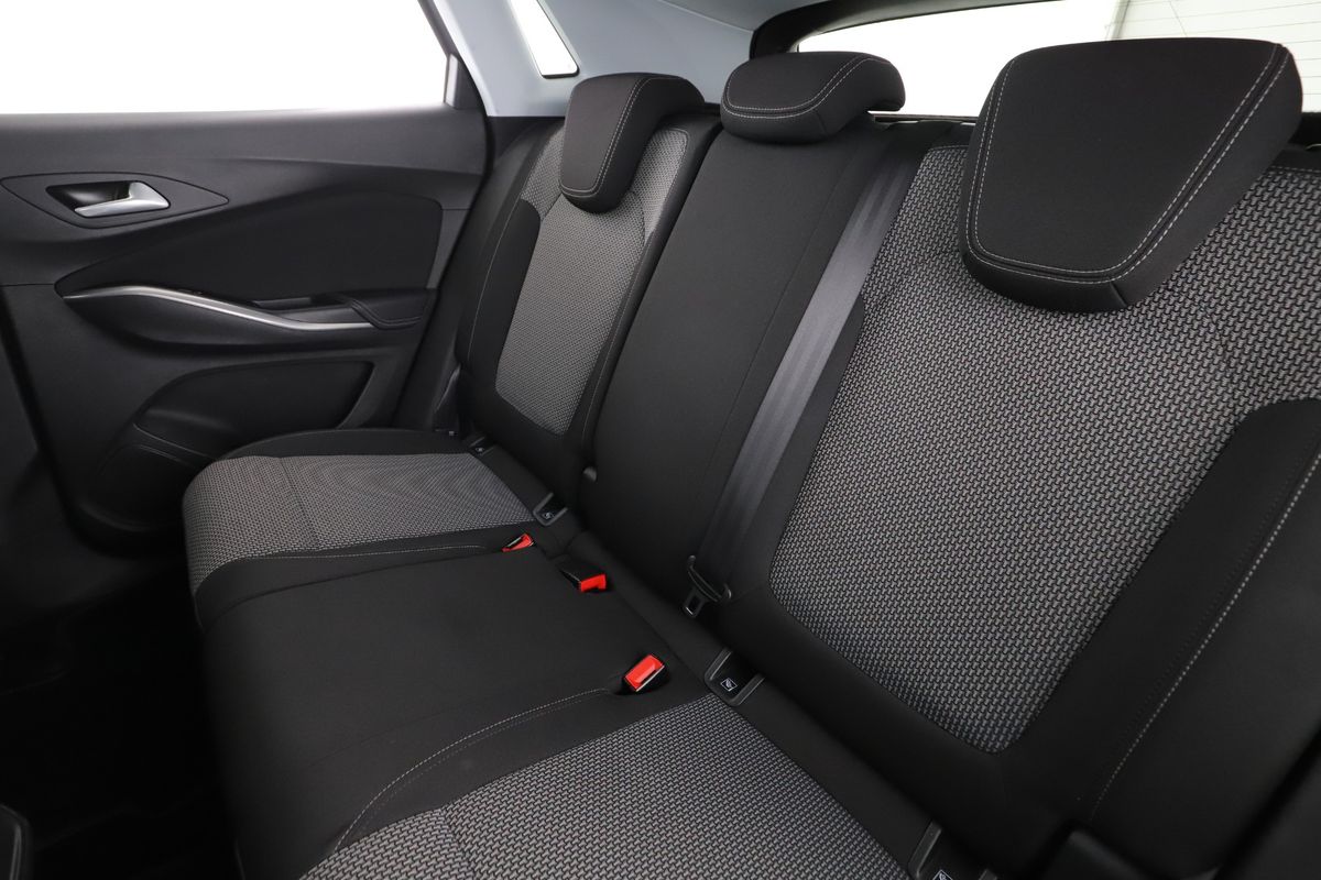 Opel Grandland 2019 — photo 20
