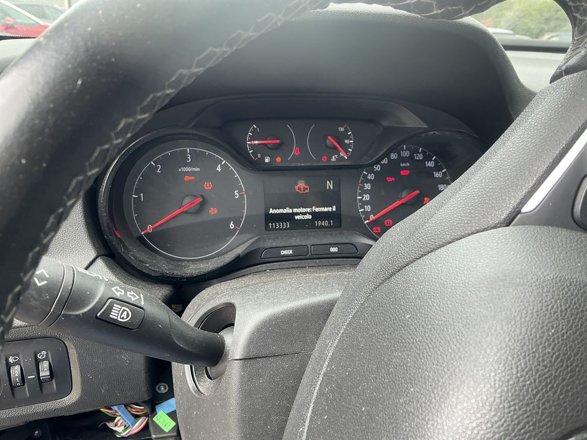 Opel Grandland 2019 — photo 19
