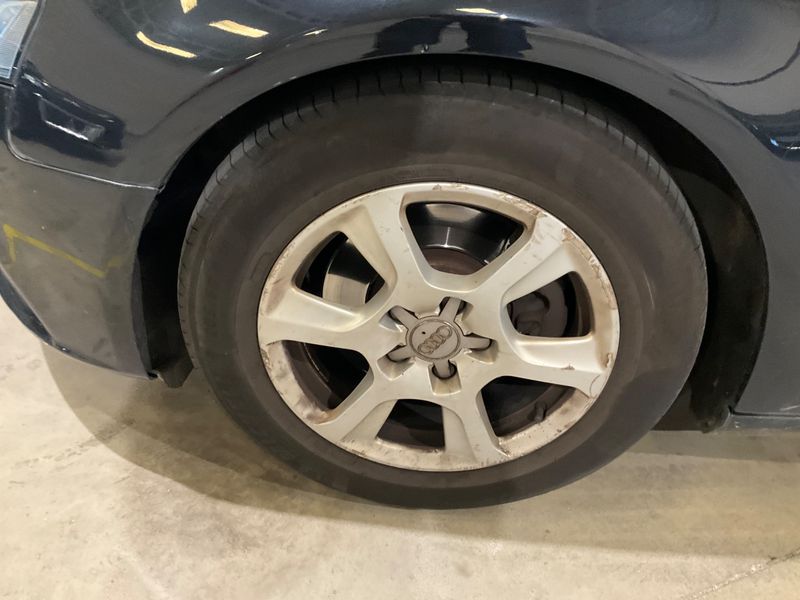 Audi A4 2.0 TDIe Attraction 2010 – снимка 3