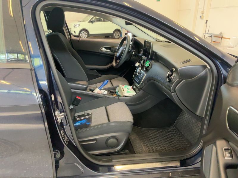 Mercedes-Benz GLA-Klasse GLA 180 d Business 2018 – снимка 16