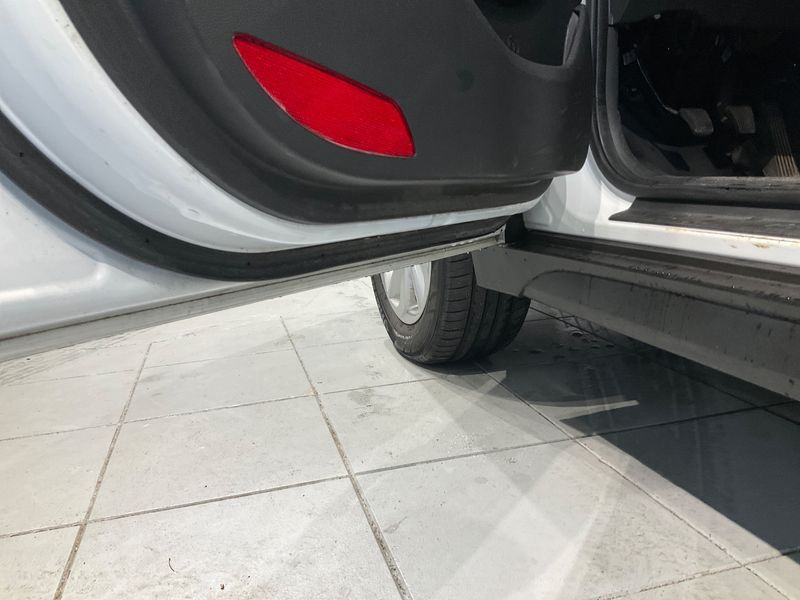 Hyundai Tucson 1.7 CRDi Intro Edition blue 2WD 2016 – снимка 23