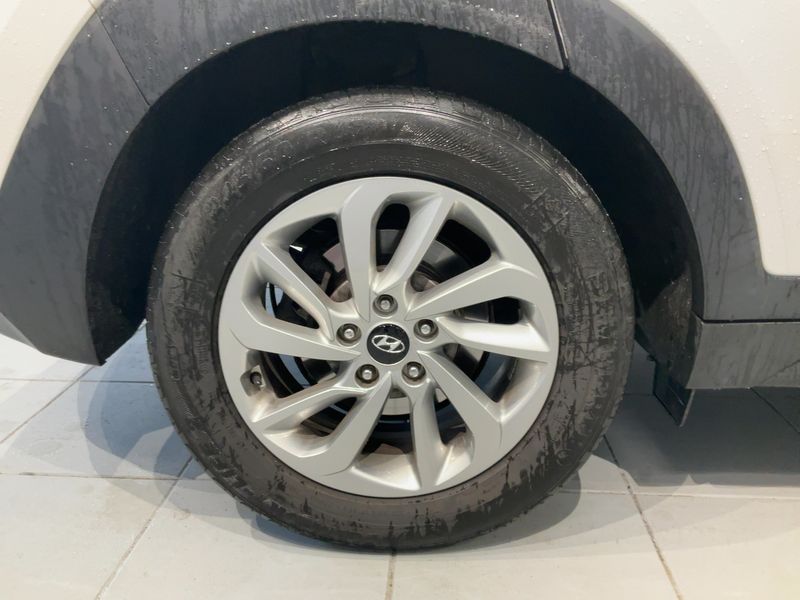 Hyundai Tucson 1.7 CRDi Intro Edition blue 2WD 2016 – снимка 9
