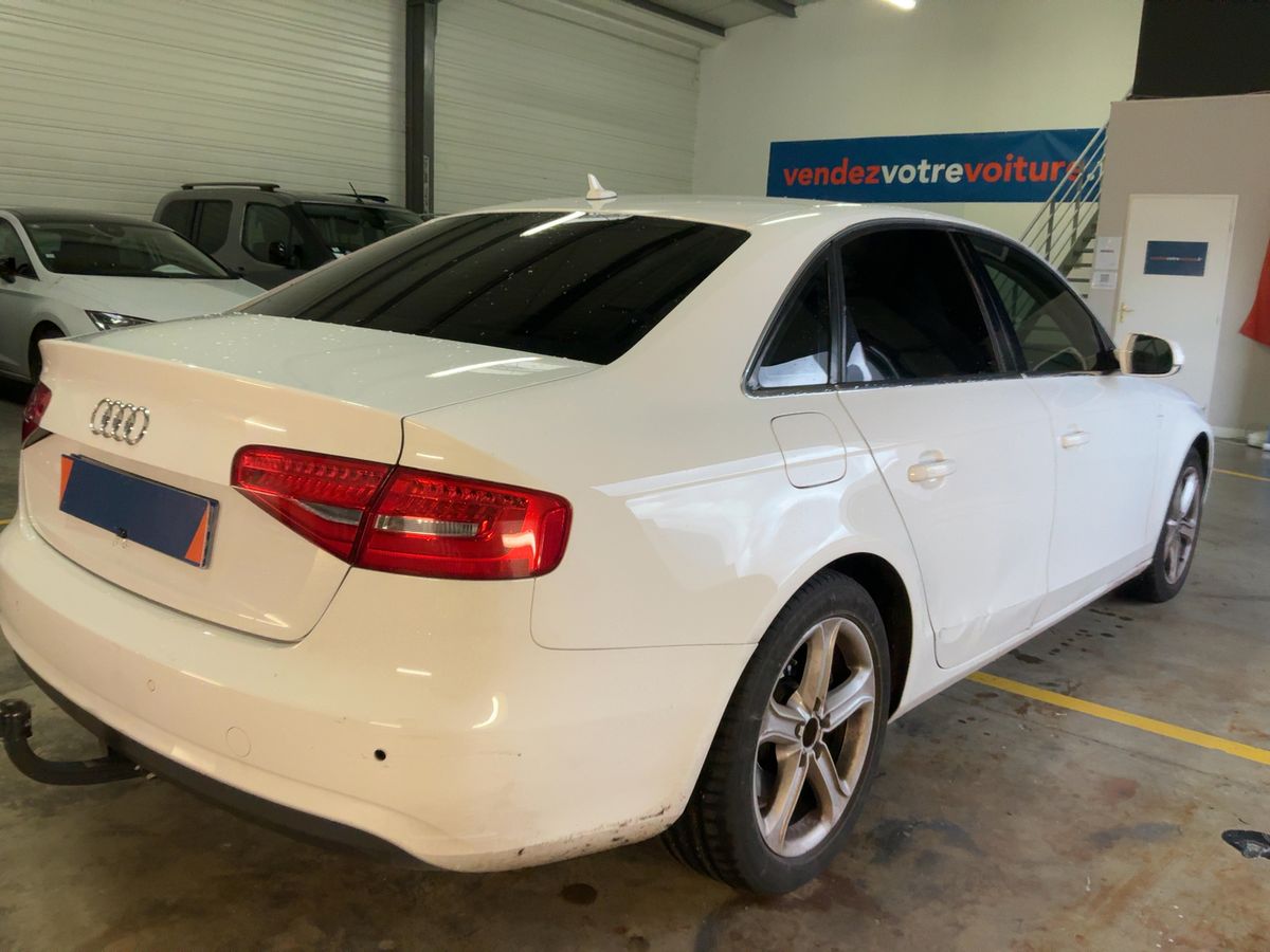 Audi A4 2012 — photo 9