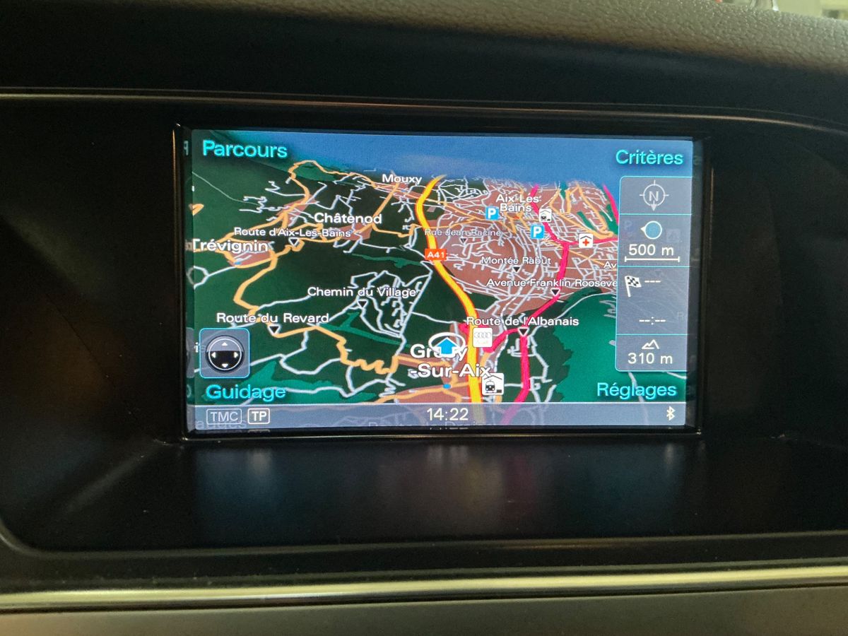 Audi A4 2012 — photo 25