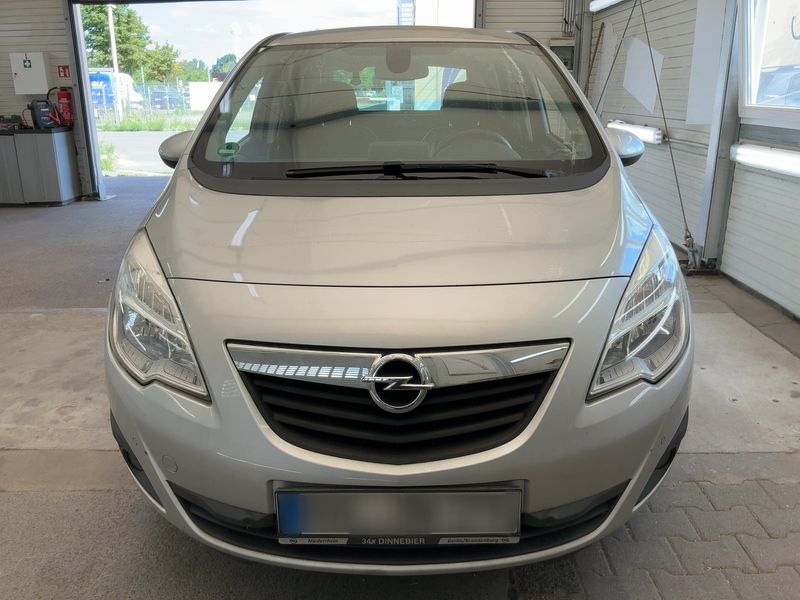 Opel Meriva 1.4 Turbo 150 Jahre Opel — zdjęcie 9