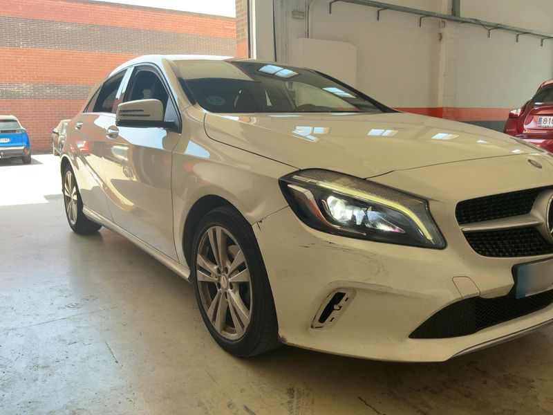 Mercedes-Benz A-Klasse A 200 CDI Urban — zdjęcie 8