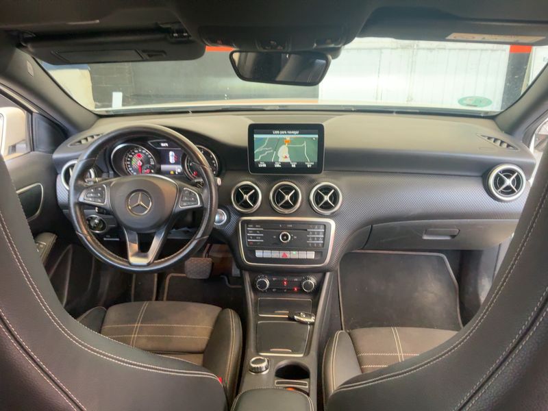 Mercedes-Benz A-Klasse A 200 CDI Urban — zdjęcie 12