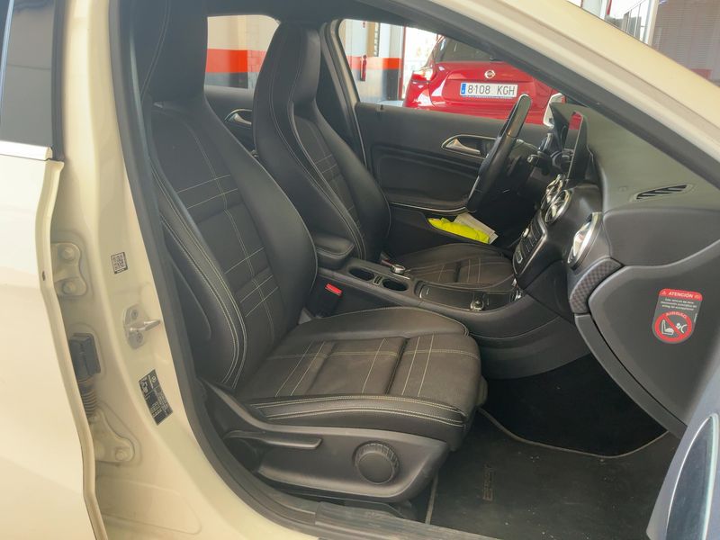 Mercedes-Benz A-Klasse A 200 CDI Urban — zdjęcie 11