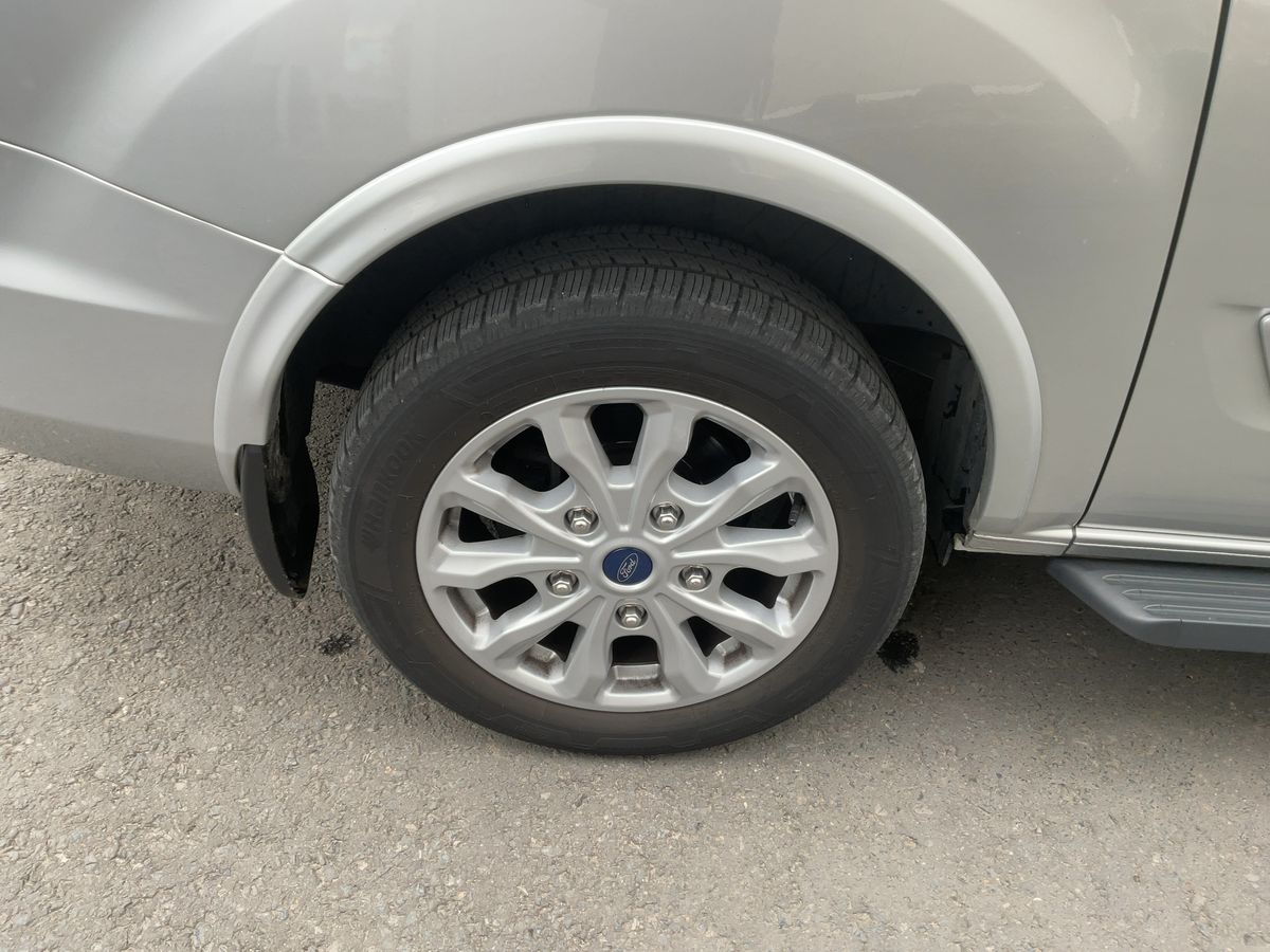 Ford Tourneo 2022 — photo 10