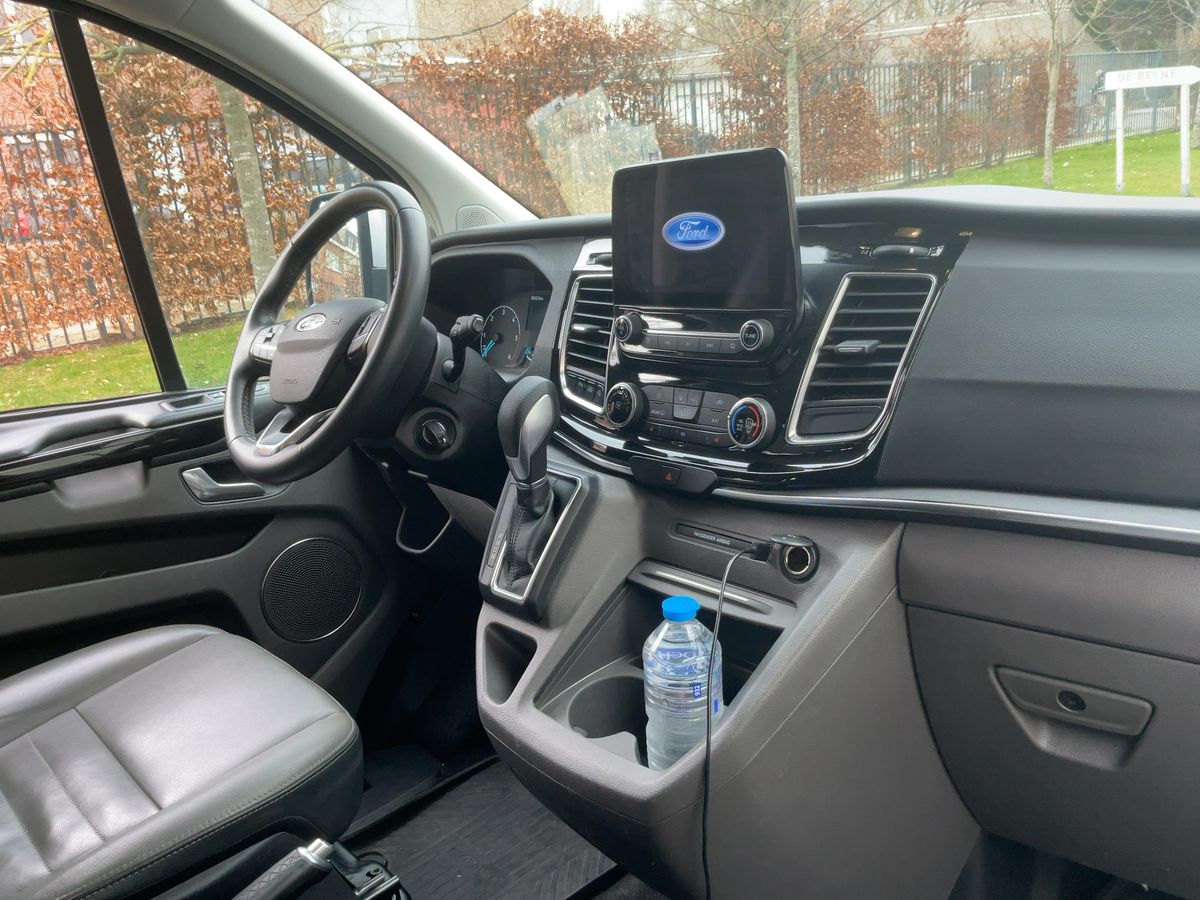 Ford Tourneo 2022 — photo 18