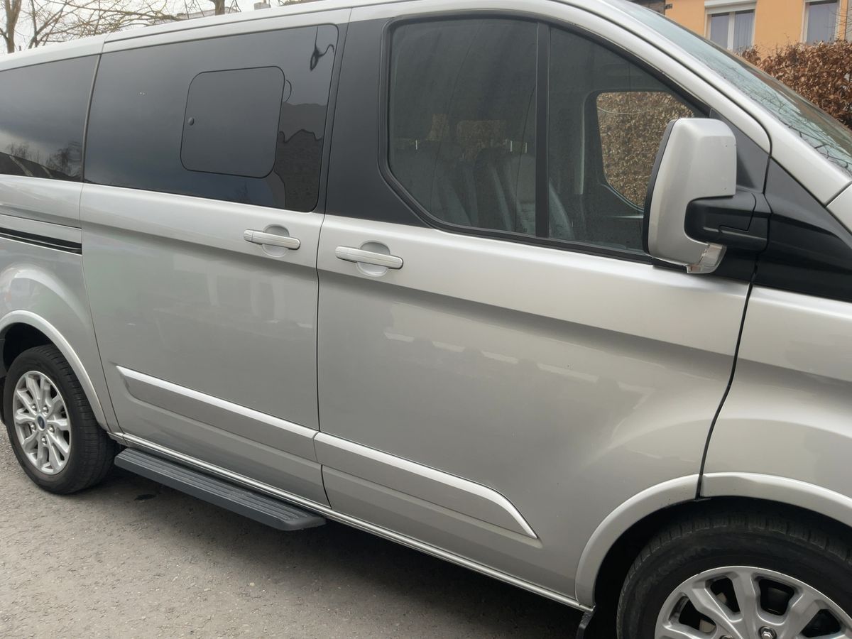Ford Tourneo 2022 — photo 11