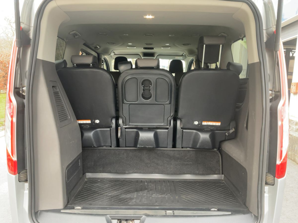 Ford Tourneo 2022 — photo 16