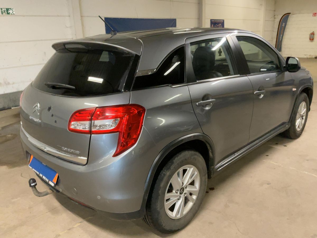 Citroen C4 2012 — photo 9