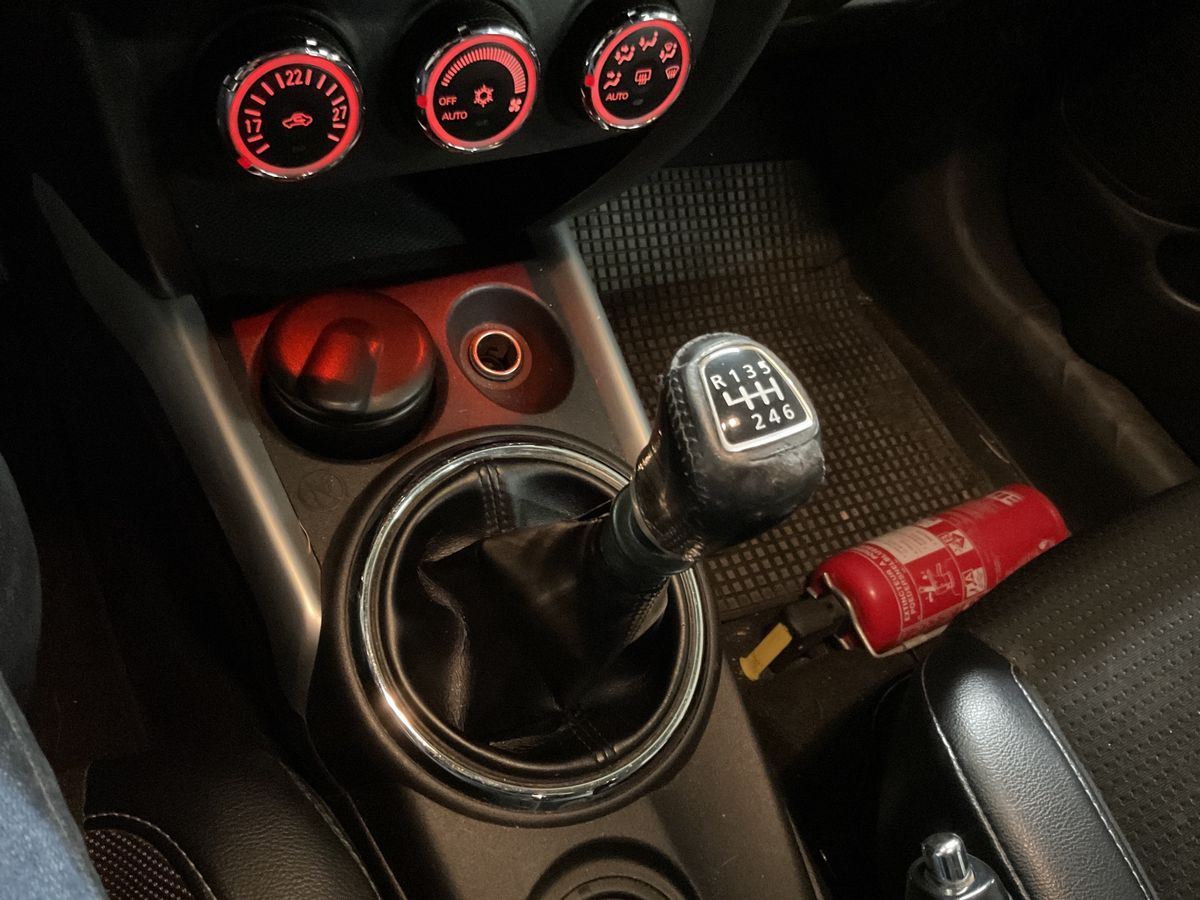 Citroen C4 2012 — photo 34