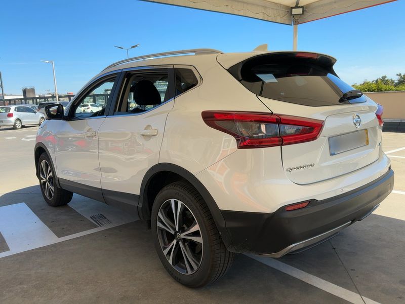 Nissan Qashqai 1.3 DIG-T N-Connecta — zdjęcie 3